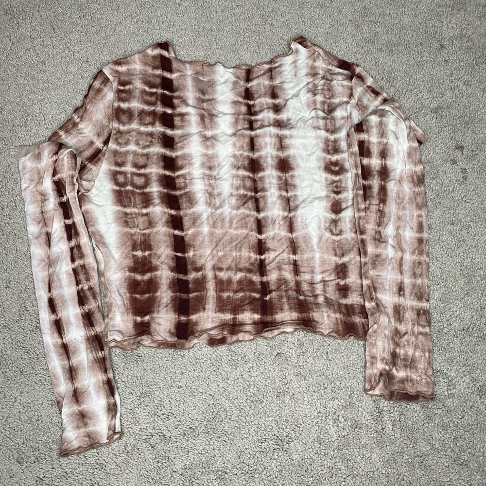 Brown tie dye raw hem long sleeve top